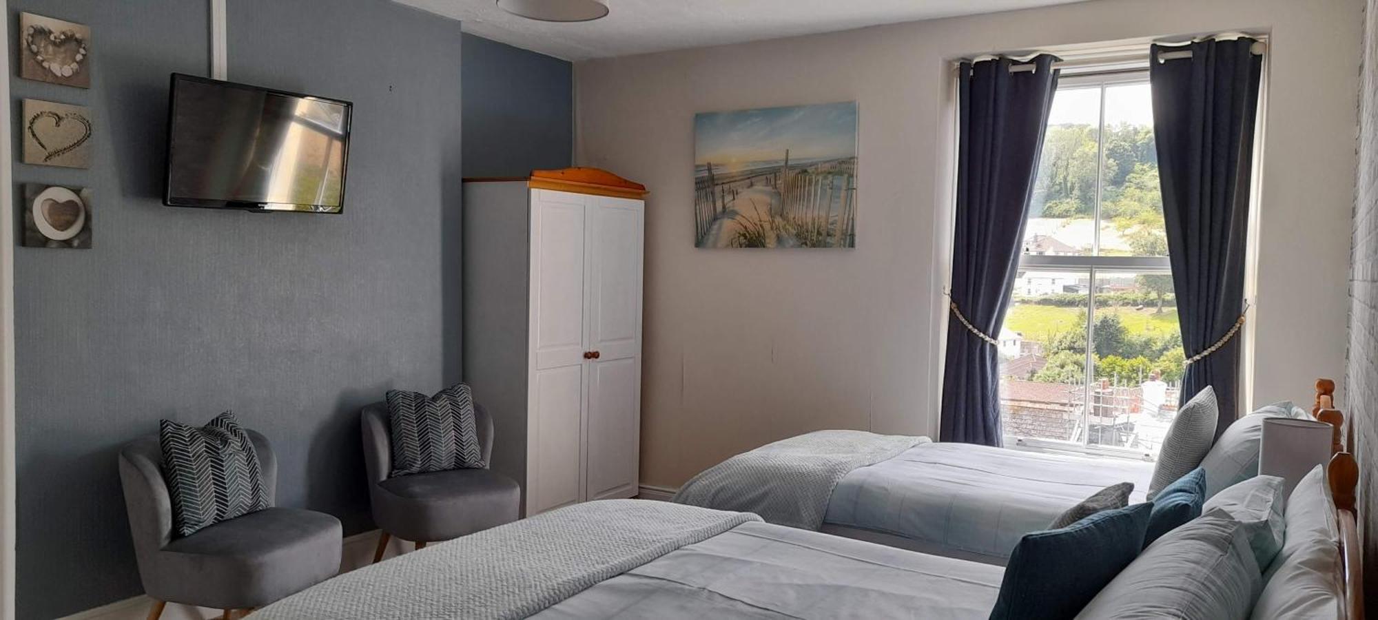Saffron House Bed & Breakfast Combe Martin Exterior photo